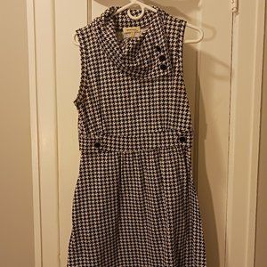 Monteau XL Hounstooth Dress with pockets!